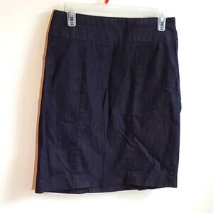 EUC! LOFT Ann Taylor Black  Light Denim Style Casual Skirt Size 4P